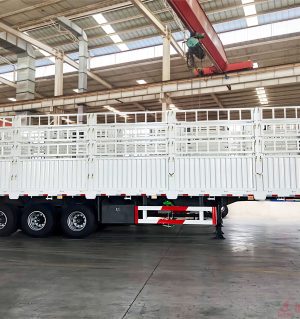 FenceTrailer 13.5MSpecial For Livestock Delivery Fence Semi Trailer